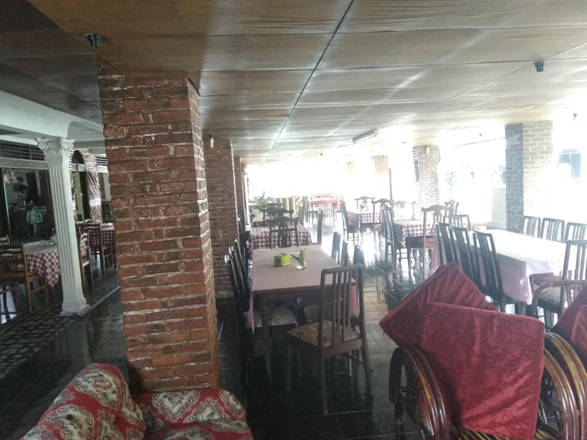 Ambarita Bernard Guest House & Resto Redpartner מראה חיצוני תמונה